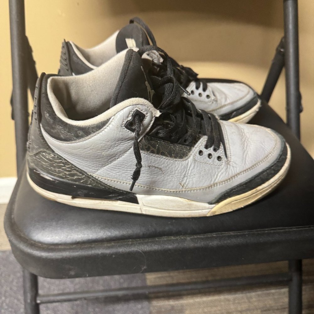 Wolf Grey 3s